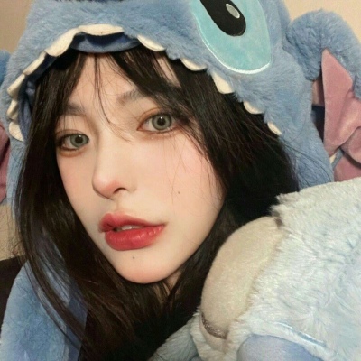 黑料网 - 连接爆料与真相的平台